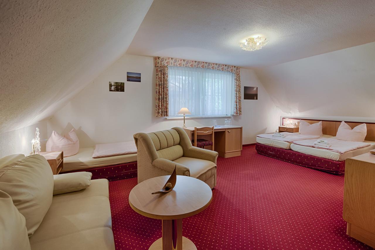 Seehotel Schorfheide Althuttendorf Buitenkant foto