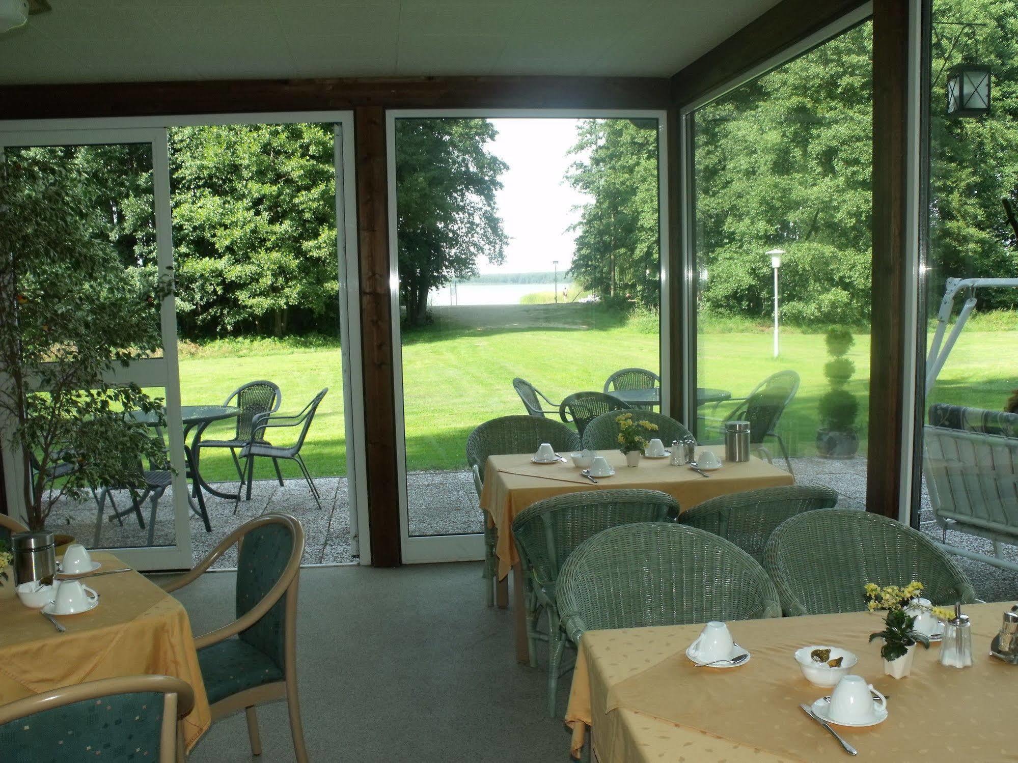 Seehotel Schorfheide Althuttendorf Buitenkant foto